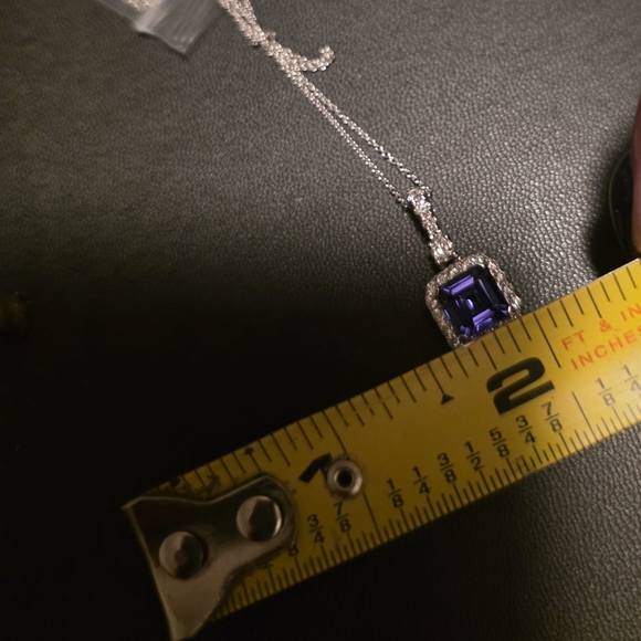 Absolutely Stunning EFFY 14kt White Gold Tanzanite And Diamond Necklace - Picture 4 of 4